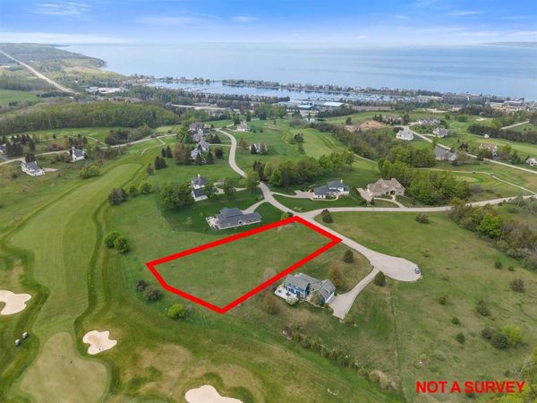 200 Crooked Tree Drive, Petoskey, MI 49770