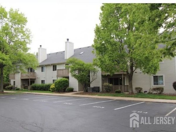 1112 Aspen Drive, Plainsboro, NJ 08536