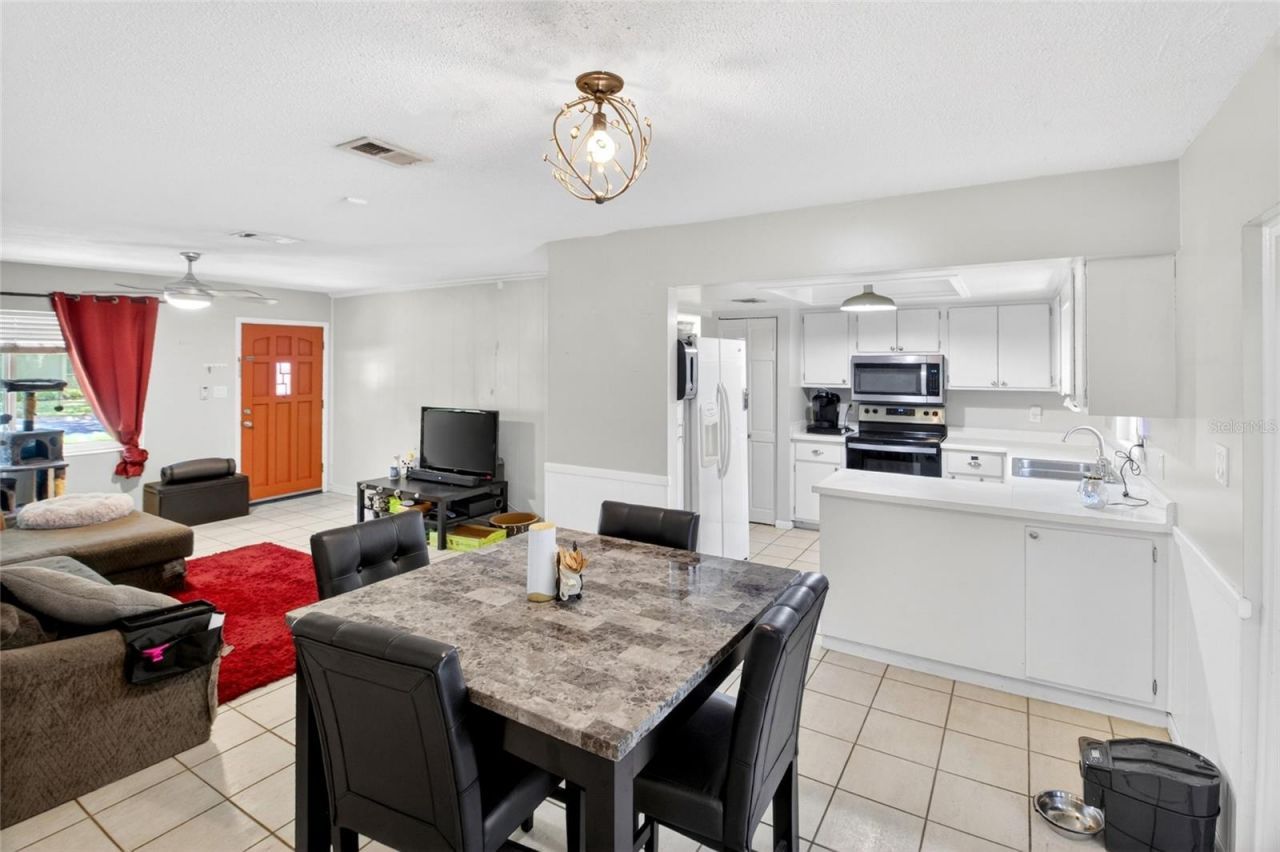 1915 NW 42nd Place, Gainesville, FL 32605 Photo