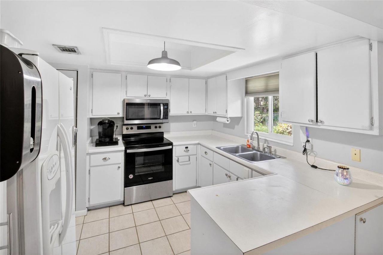 1915 NW 42nd Place, Gainesville, FL 32605 Photo