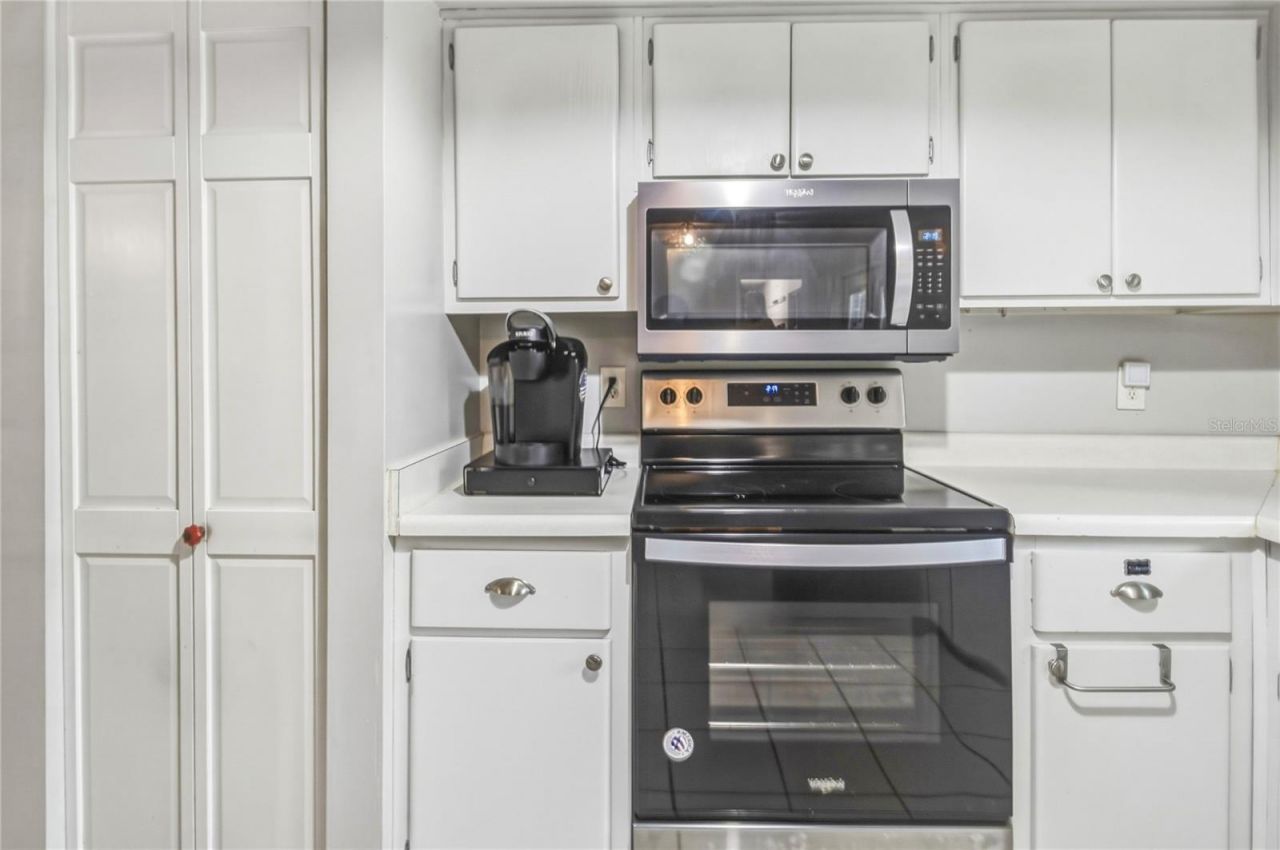 1915 NW 42nd Place, Gainesville, FL 32605 Photo