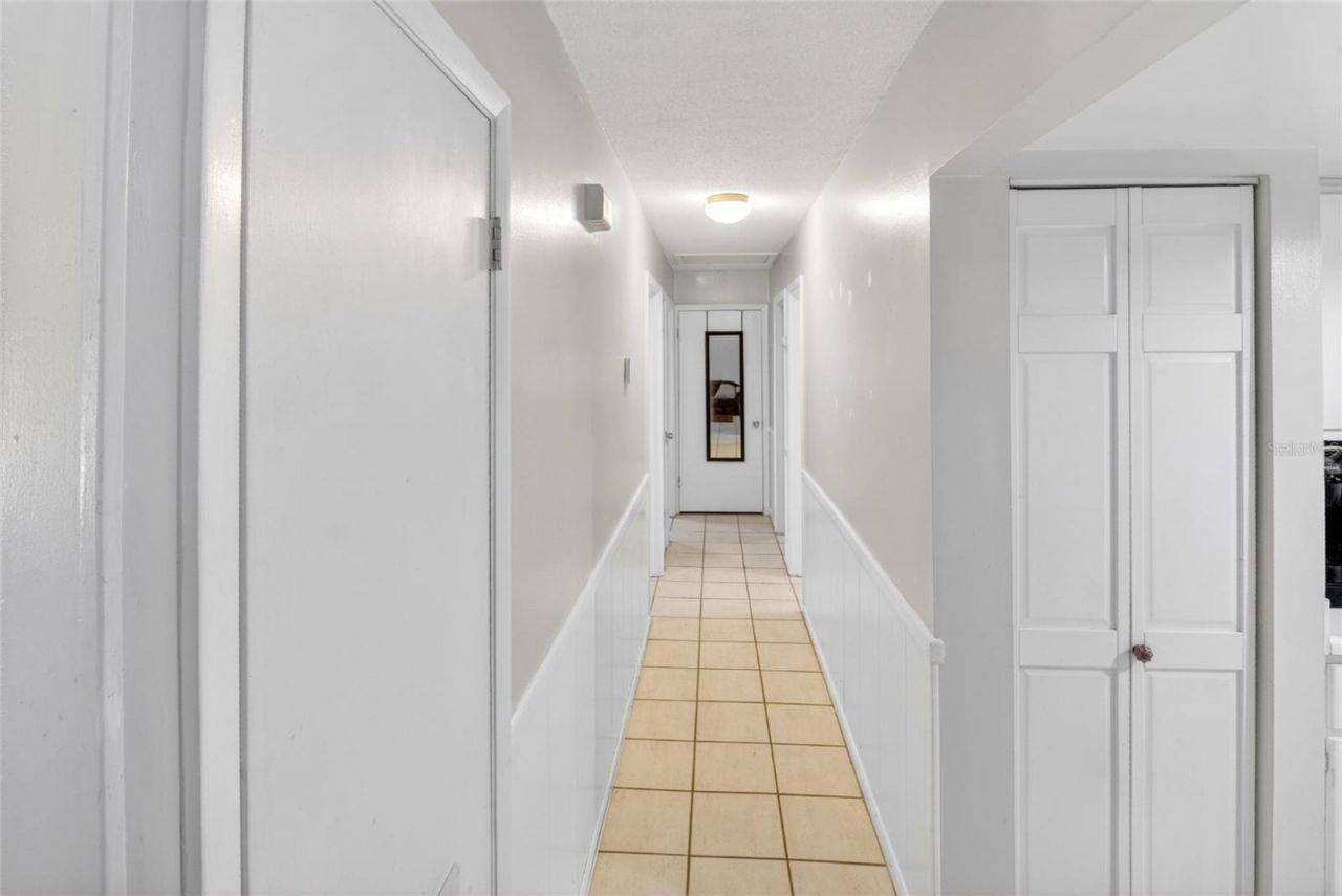 1915 NW 42nd Place, Gainesville, FL 32605 Photo