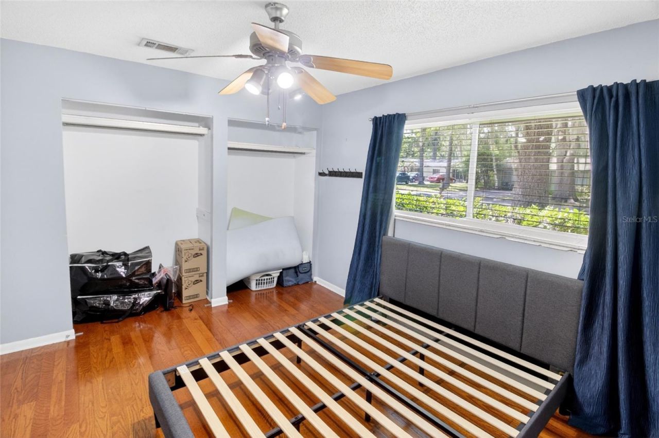 1915 NW 42nd Place, Gainesville, FL 32605 Photo
