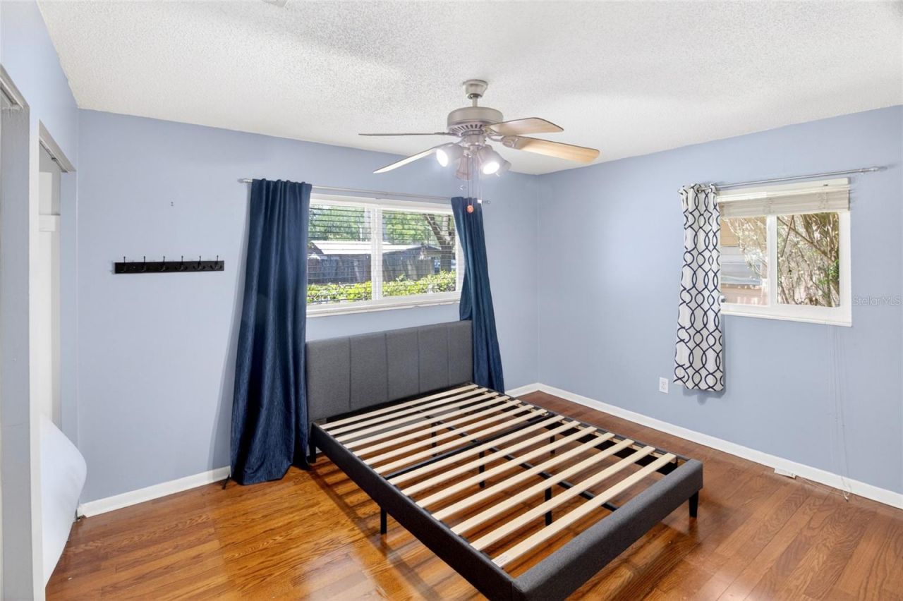 1915 NW 42nd Place, Gainesville, FL 32605 Photo