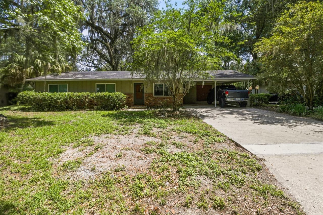 1915 NW 42nd Place, Gainesville, FL 32605 Photo