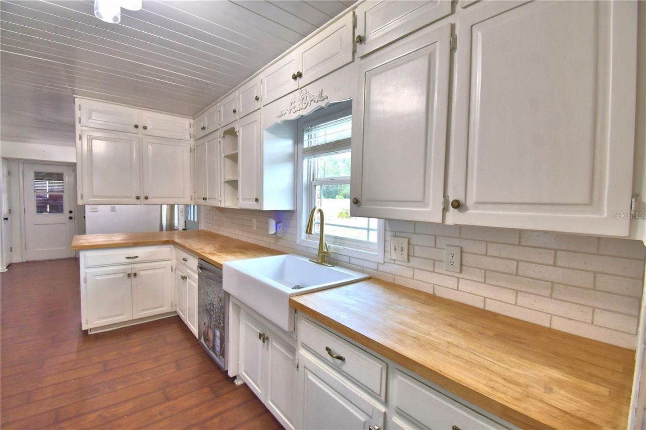 215 S Ilakee Avenue , Lake Alfred, FL 33850 Photo