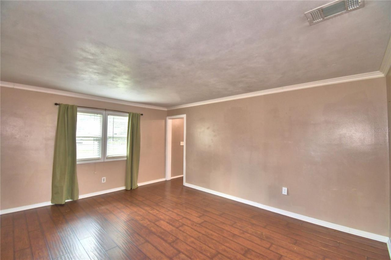 215 S Ilakee Avenue , Lake Alfred, FL 33850 Photo