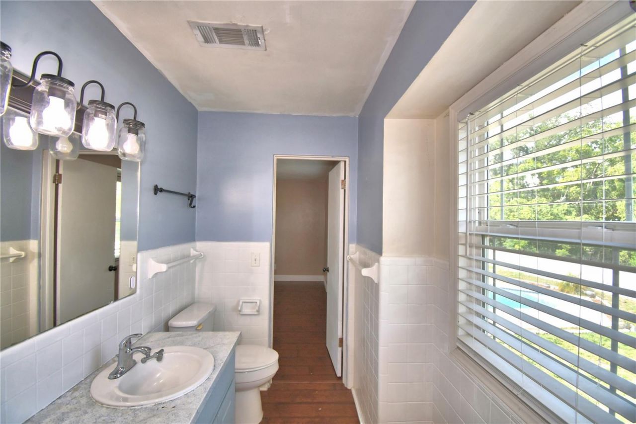 215 S Ilakee Avenue , Lake Alfred, FL 33850 Photo