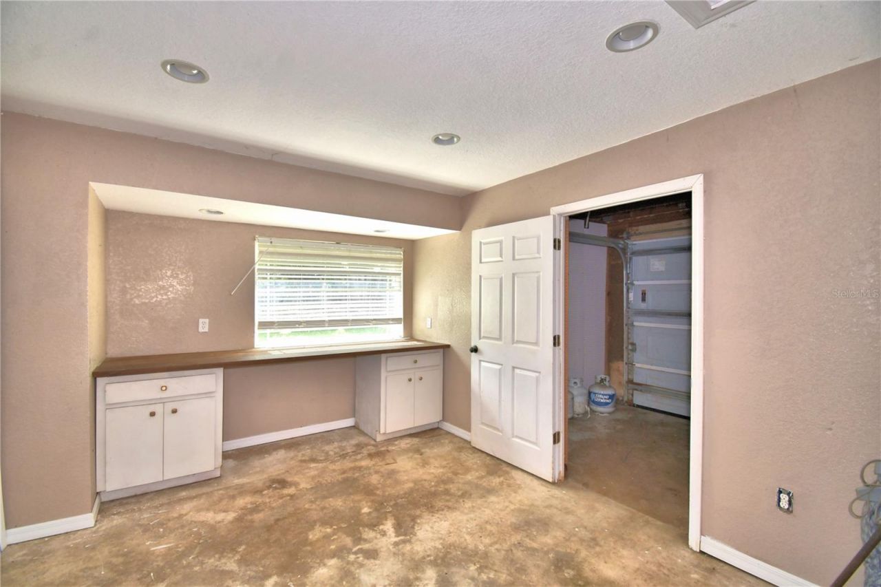 215 S Ilakee Avenue , Lake Alfred, FL 33850 Photo