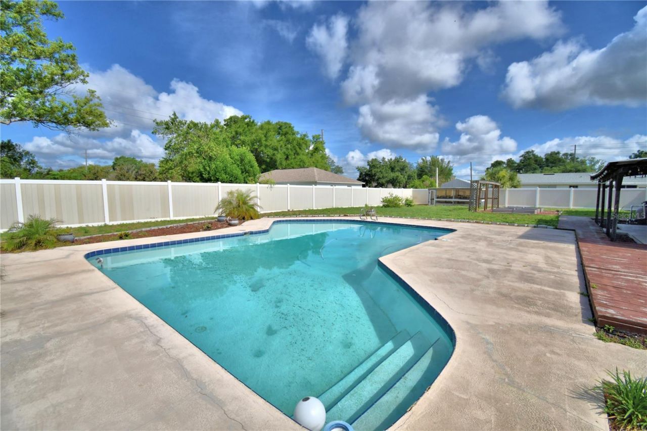 215 S Ilakee Avenue , Lake Alfred, FL 33850 Photo