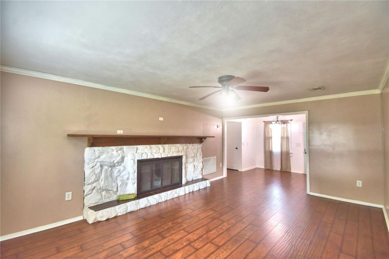 215 S Ilakee Avenue , Lake Alfred, FL 33850 Photo