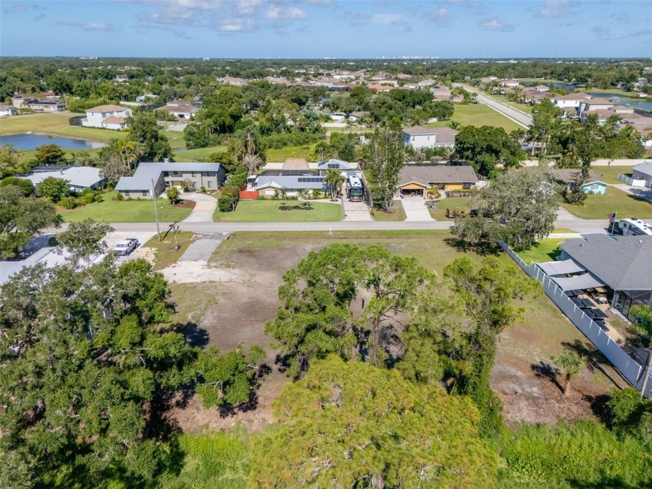 1941 E Leewynn Drive , Sarasota, FL 34240 Photo