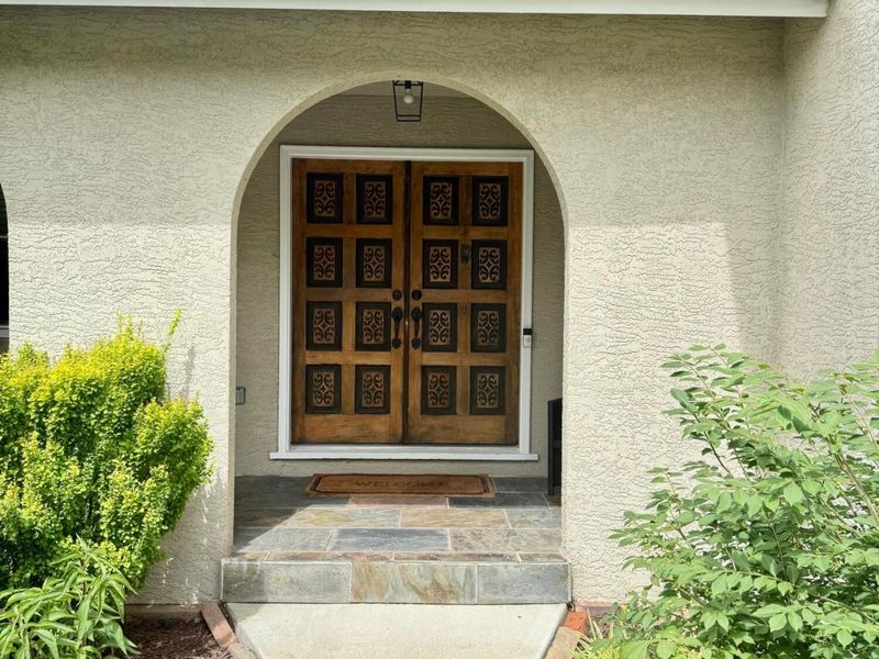 1379 Brenthaven Place, Columbus, OH 43228 Photo 5