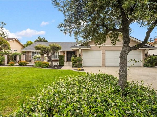 264 E Radcliffe Drive, Claremont, CA 91711