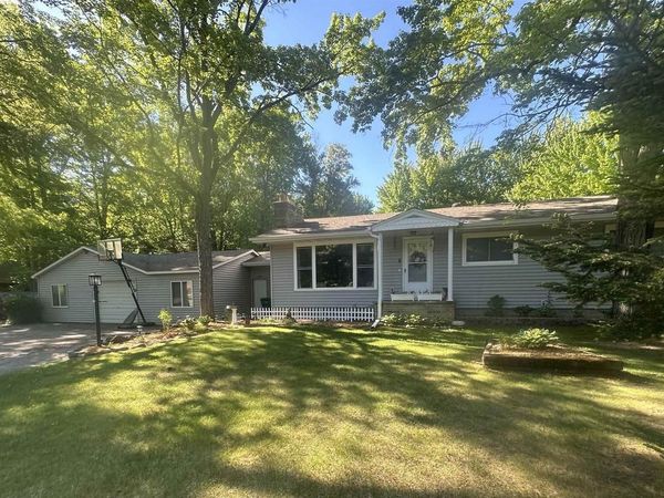 W2585 COUNTY ROAD B, Marinette, WI 54143