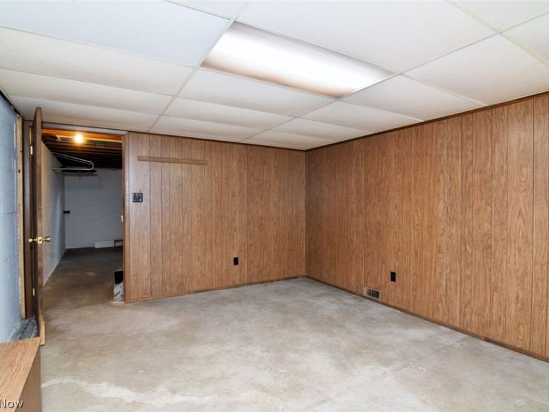 Cuyahoga Falls, OH 44221 Photo 24