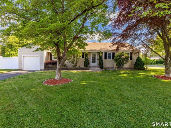 5 Dalewood, Newington, CT 06111