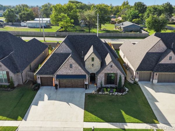 14806 E 77th Street North, Owasso, OK 74055