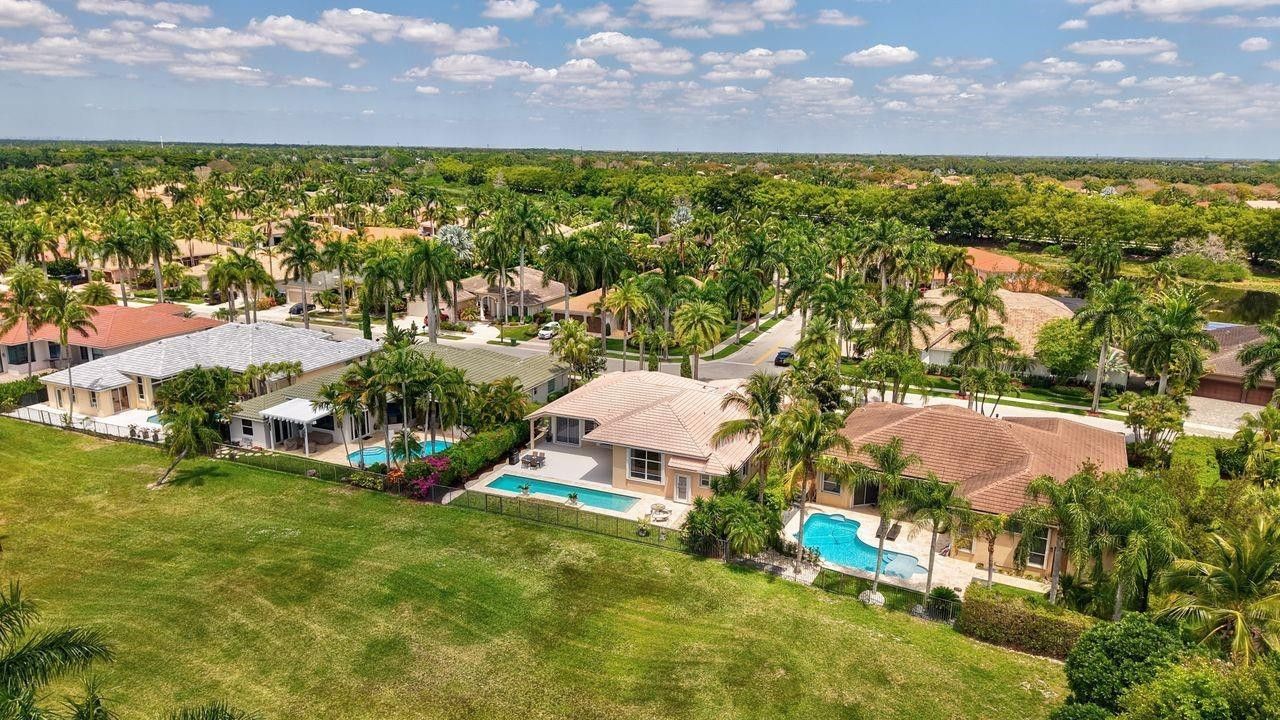 2491 Eagle Run Drive, Weston, FL 33327 Photo