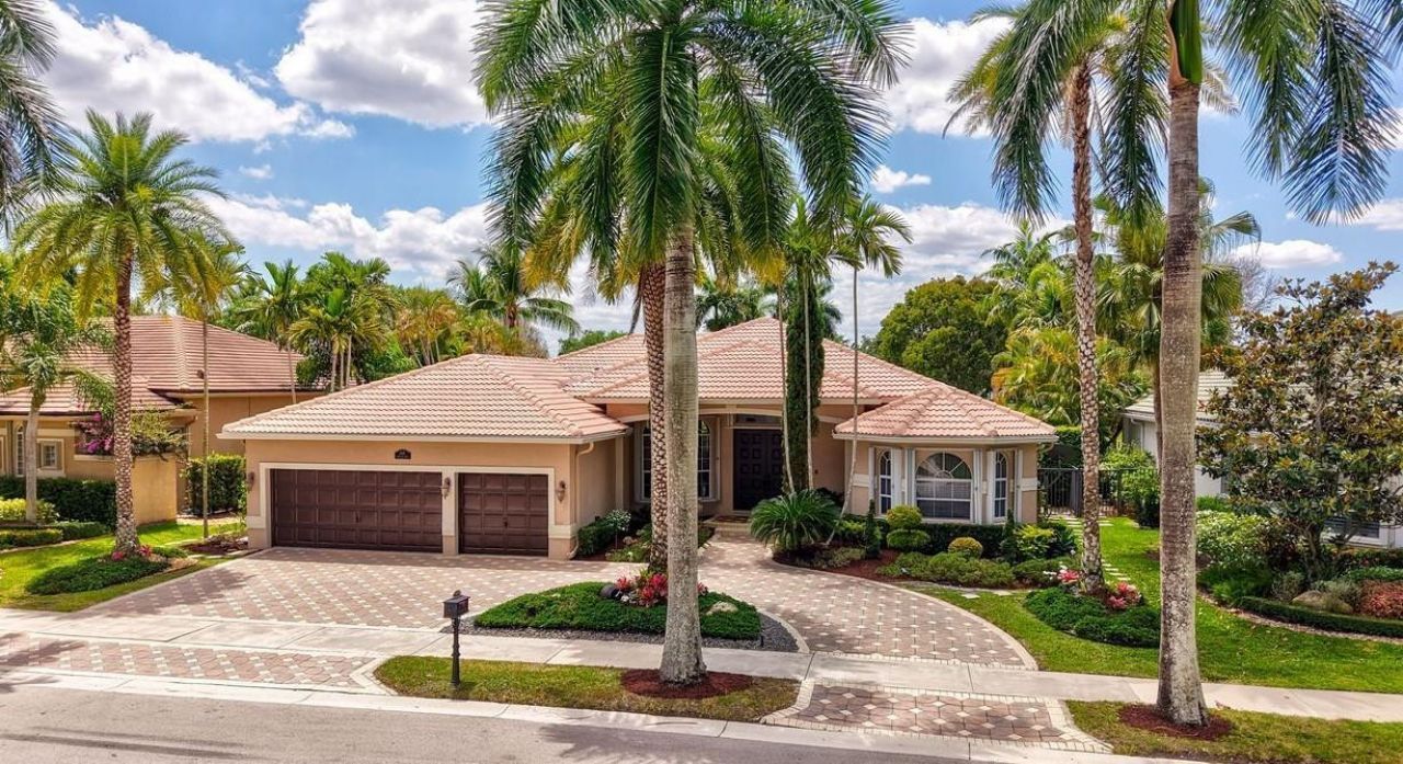 2491 Eagle Run Drive, Weston, FL 33327 Photo