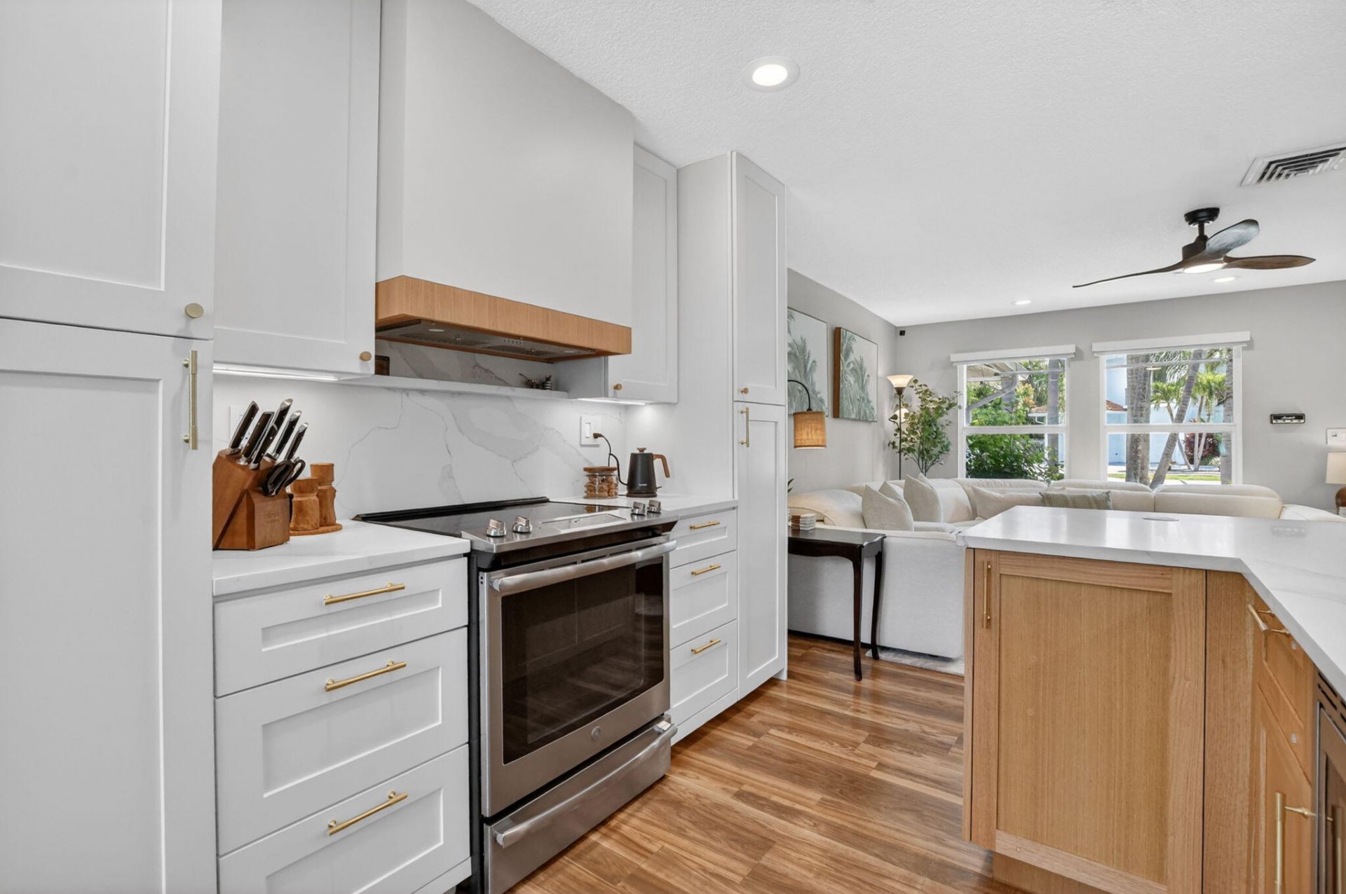 6951 NE 7th Avenue, Boca Raton, FL 33487 Photo