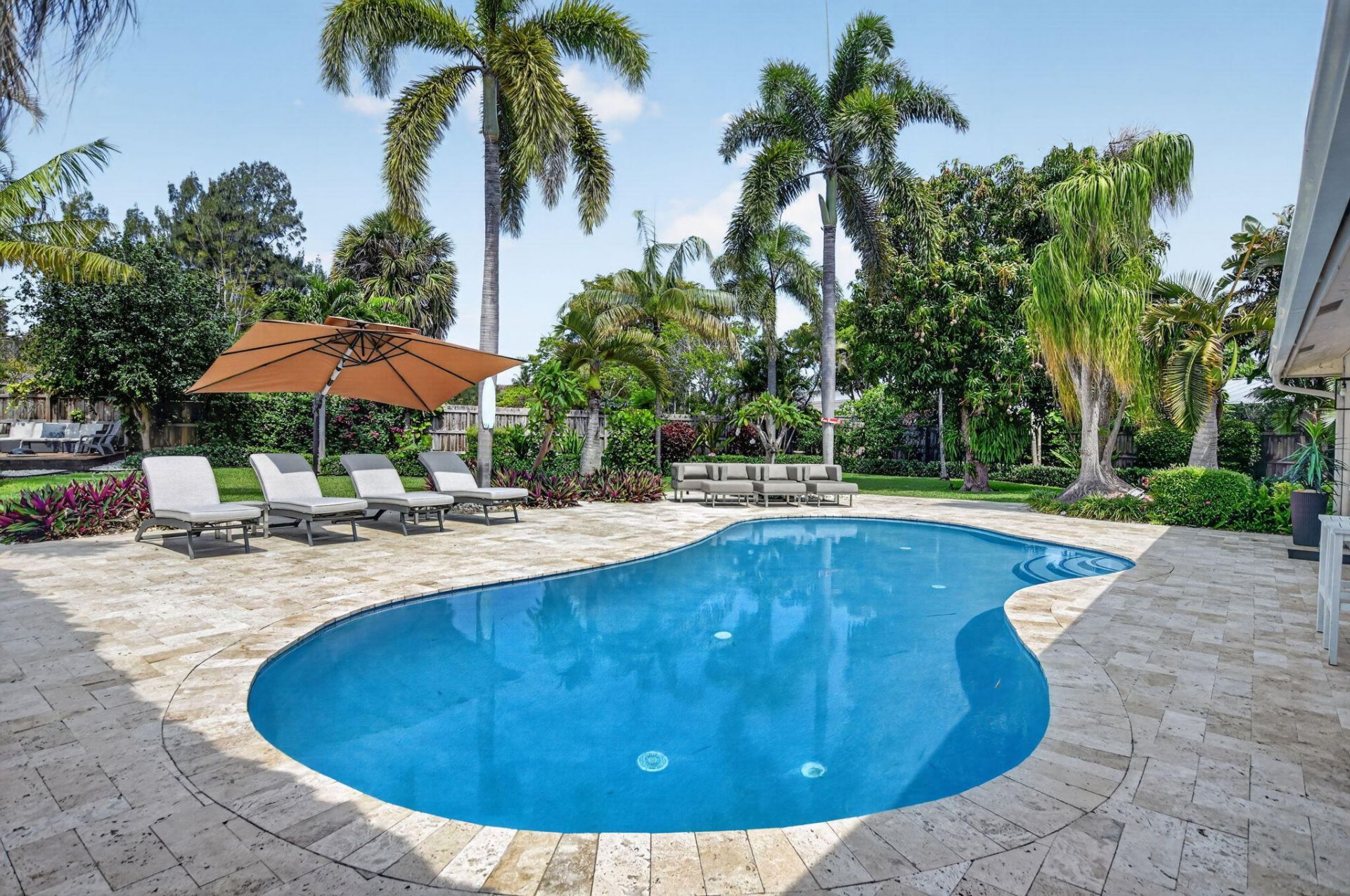 6951 NE 7th Avenue, Boca Raton, FL 33487 Photo