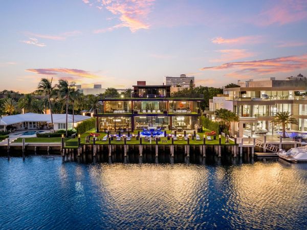 733 Middle River Drive, Fort Lauderdale, FL 33304