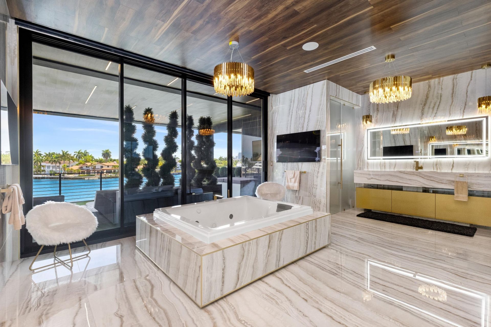 733 Middle River Drive, Fort Lauderdale, FL 33304 Photo