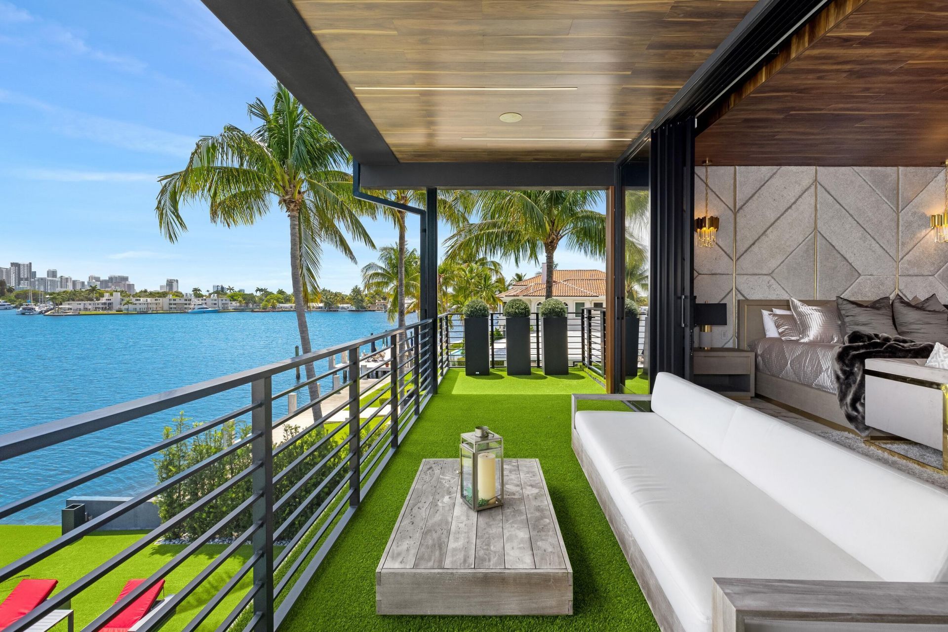 733 Middle River Drive, Fort Lauderdale, FL 33304 Photo