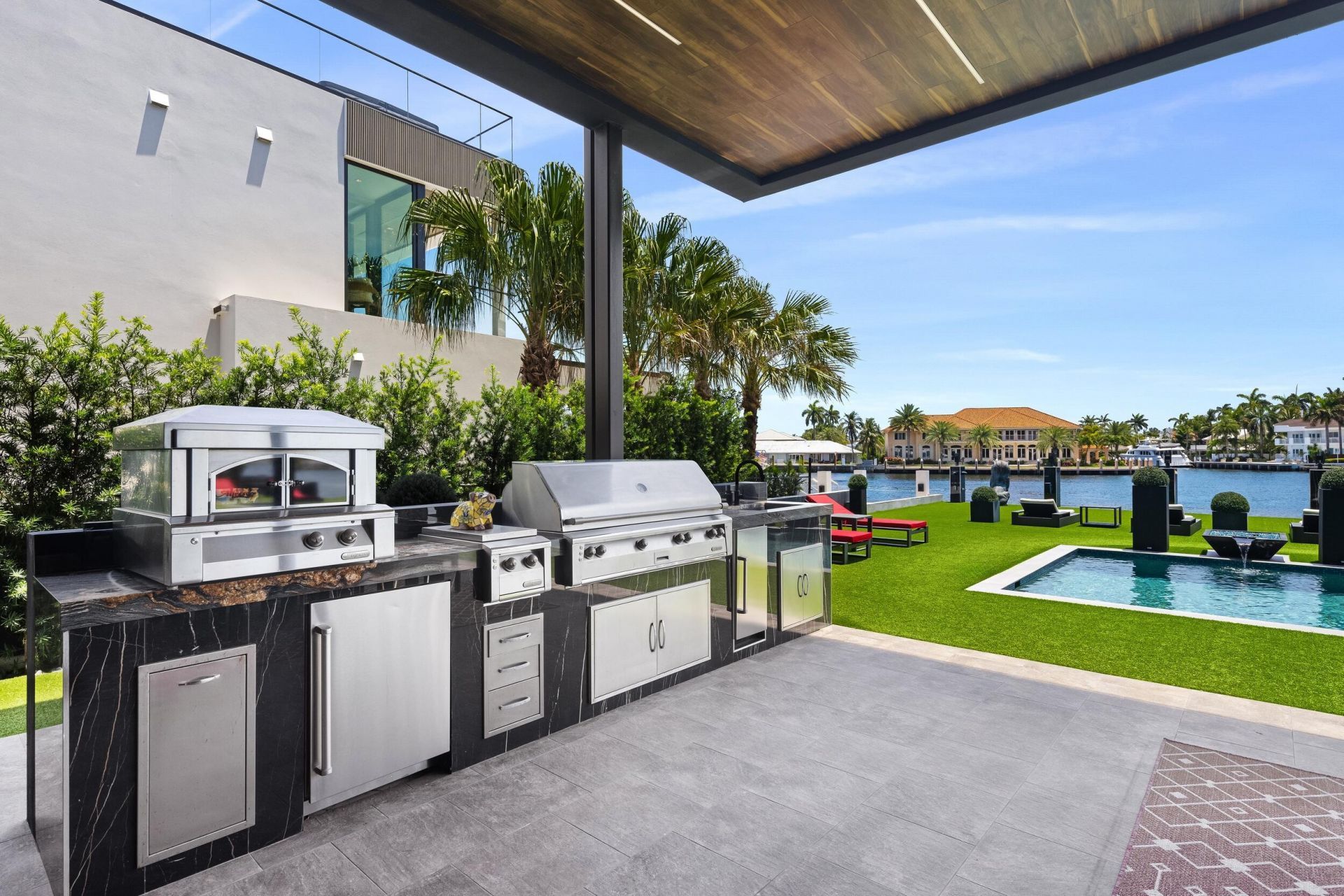 733 Middle River Drive, Fort Lauderdale, FL 33304 Photo