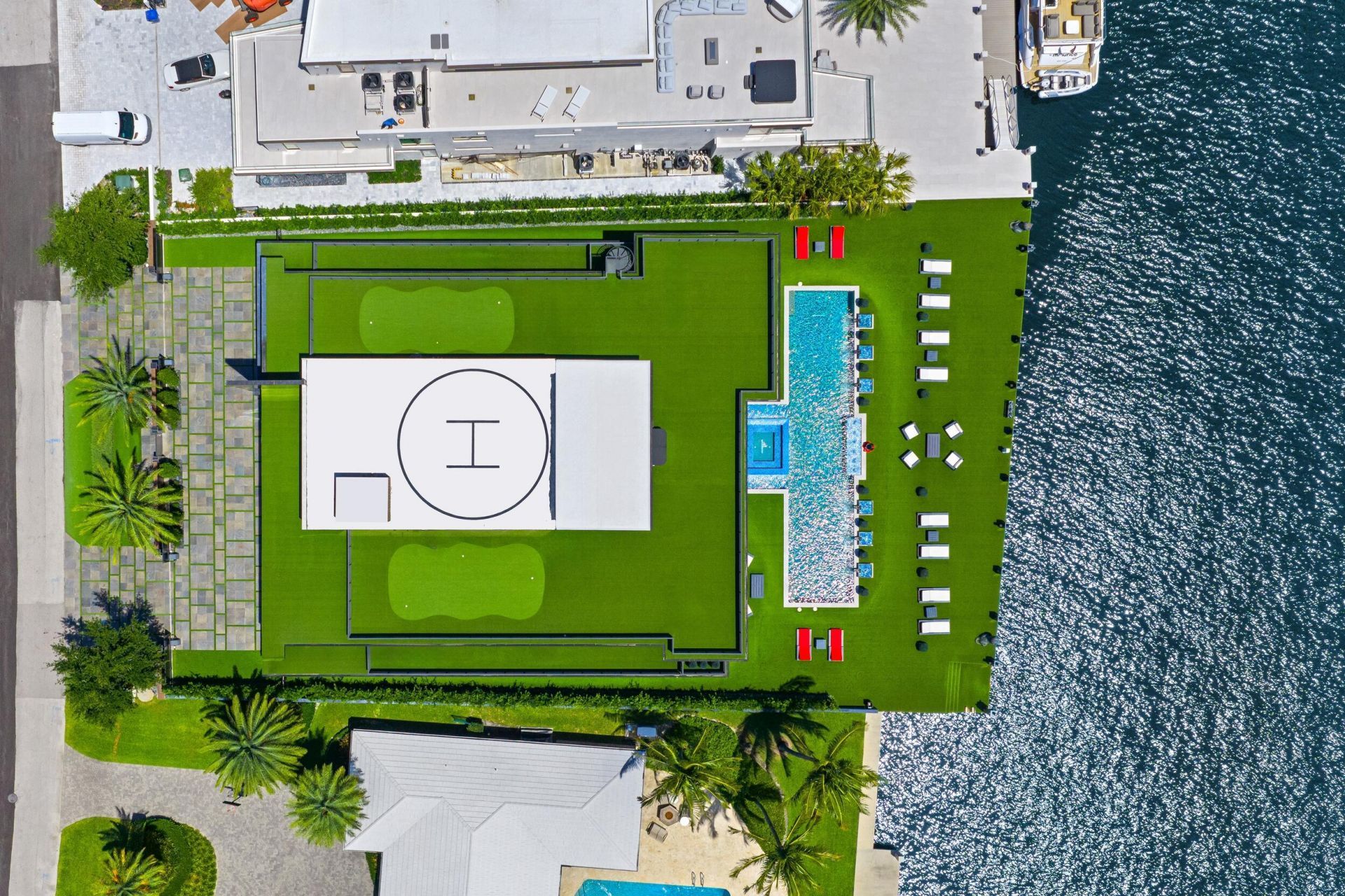 733 Middle River Drive, Fort Lauderdale, FL 33304 Photo