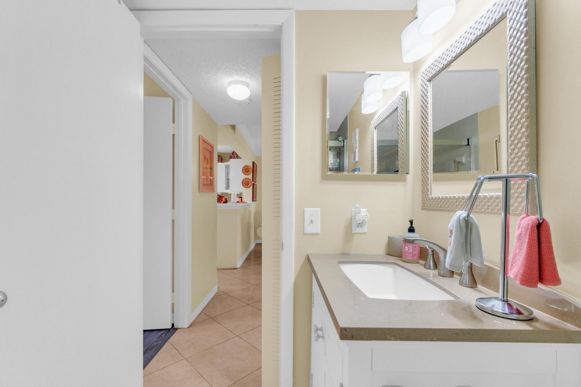 6795 Huntington Lane, Unit 306, Delray Beach, FL 33446 Photo