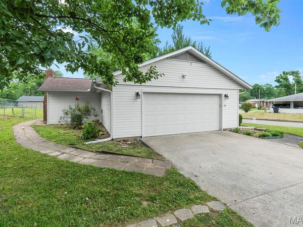 2328 Lombardo Street , Cape Girardeau, MO 63701