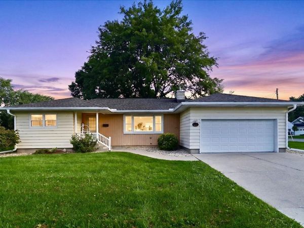 7204 University Avenue, Middleton, WI 53562