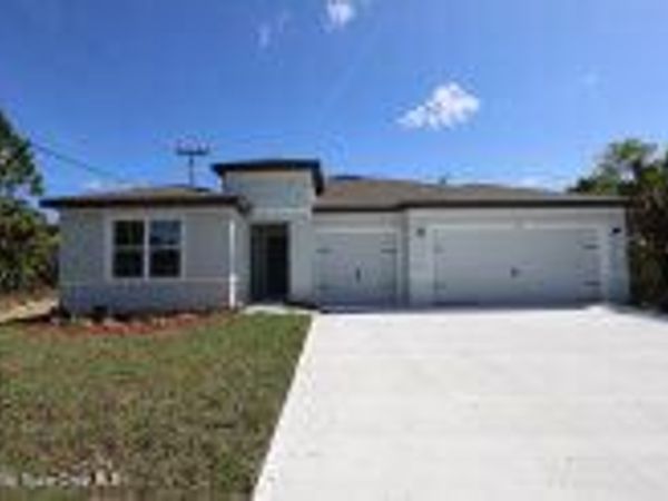 541 Fondulac Street SW , Palm Bay, FL 32908