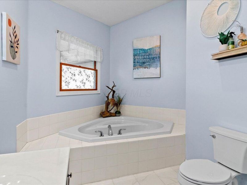 1221 Woodline Drive , Marysville, OH 43040 Photo 10