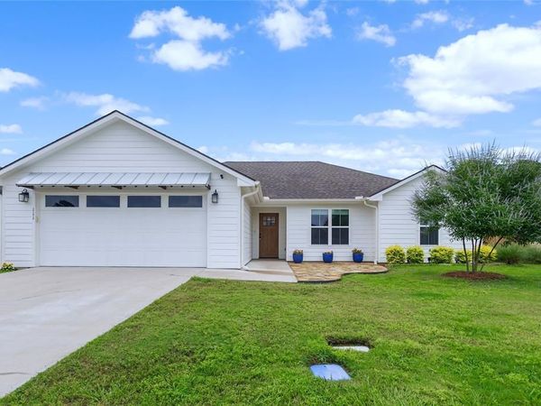 111 Lainey Lane, Mineola, TX 75773