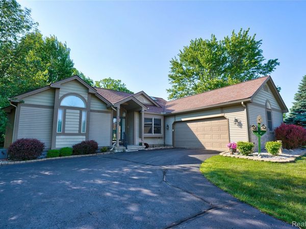 3433 Pinemeadow Court, Richfield Township, Mi 48423