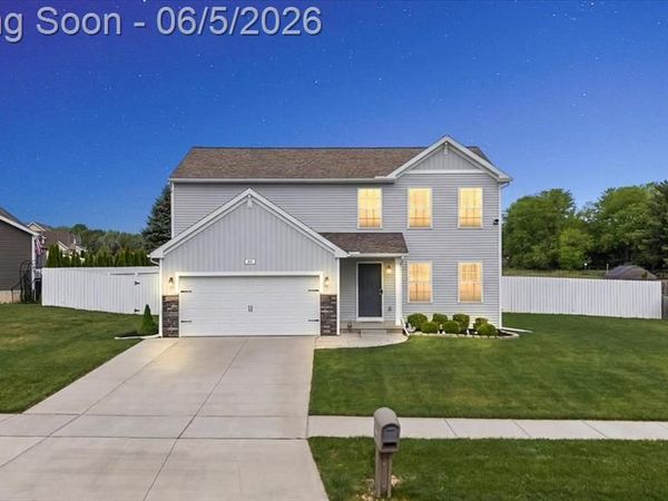 461 Golfside Drive, Lapeer, MI 48446