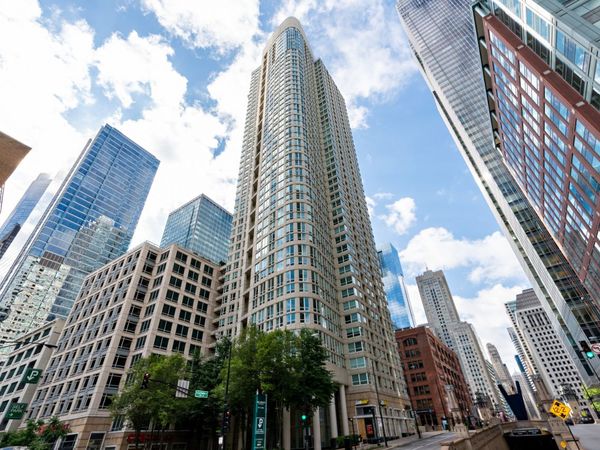345 N LaSalle Drive , Unit 4406, Chicago, IL 60654
