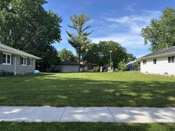 TYLER AVENUE, Oshkosh, WI 54902