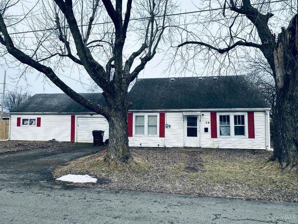 54 N Center Street, Sabina, OH 45169