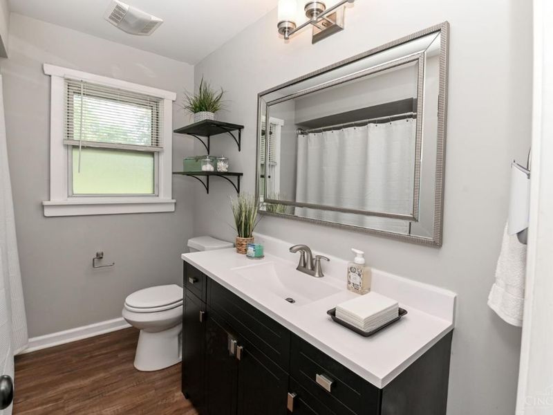8252 Sibcy Road, Hamilton Twp, OH 45039 Photo 24