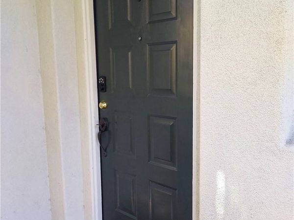 72 Avondale, Irvine, CA 92602
