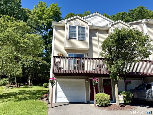 40 Trolley Bridge, Unit 9, Shelton, CT 06484