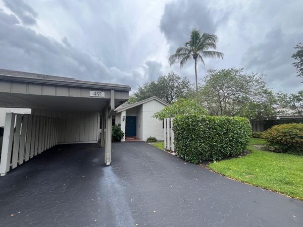 491 Deer Creek Wildwood Ln Lane E, Deerfield Beach, FL 33442