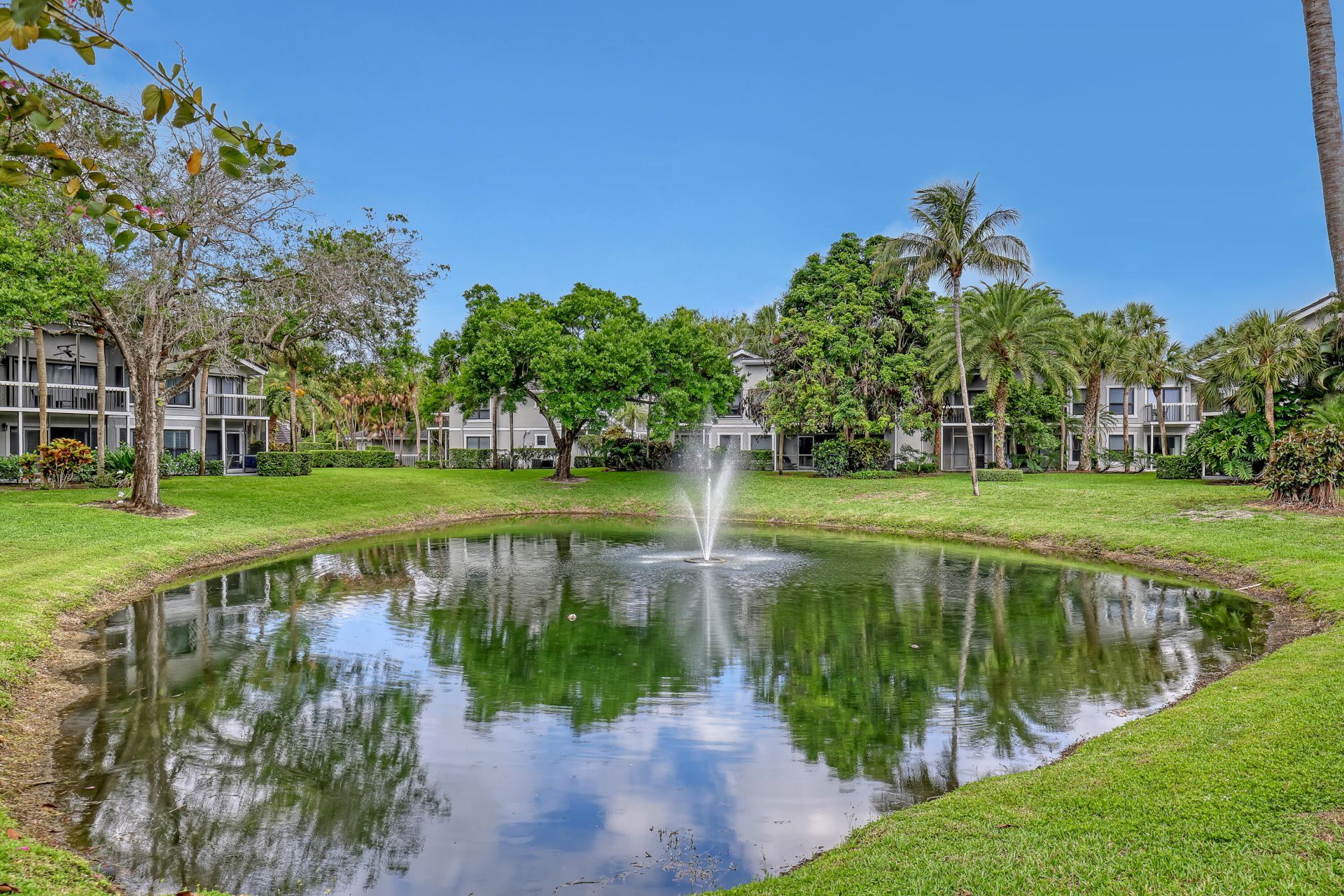 11863 Wimbledon Circle, Unit 408, Wellington, FL 33414 Photo