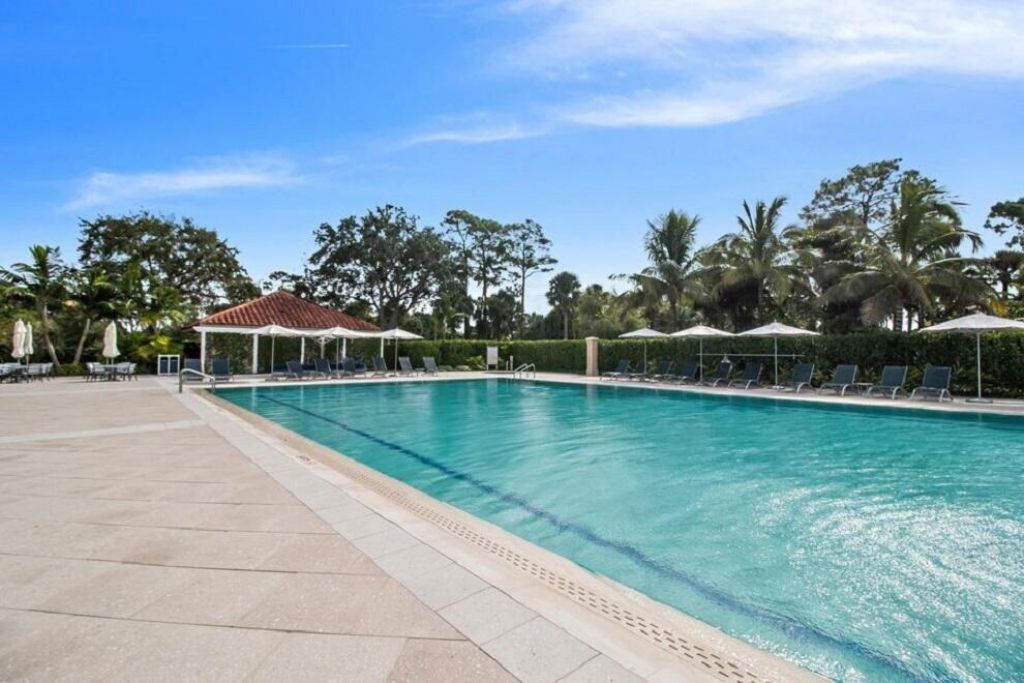 9358 Heathridge Drive, West Palm Beach, FL 33411 Photo