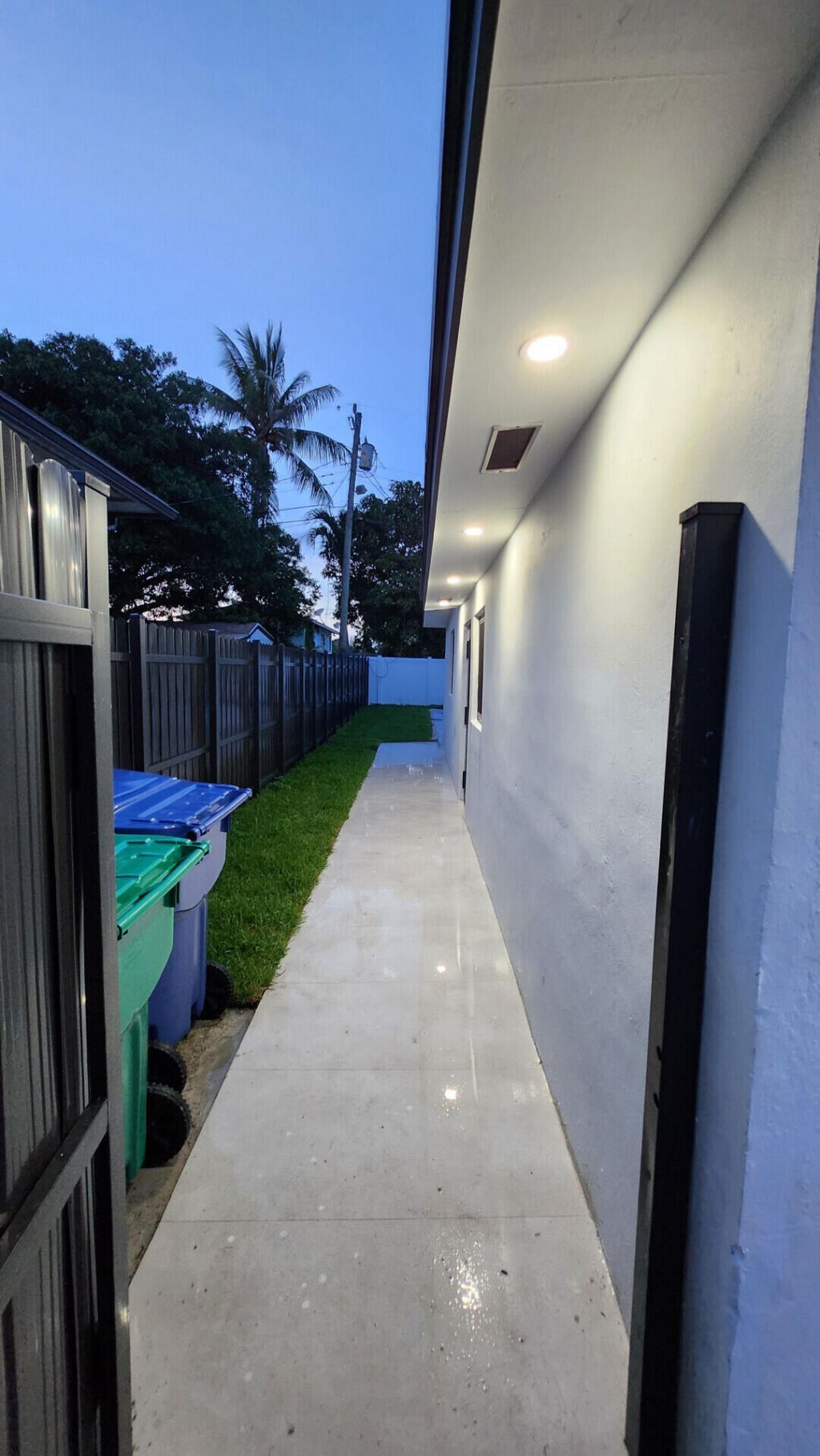 1275 NE 200th Terrace, Miami, FL 33179 Photo