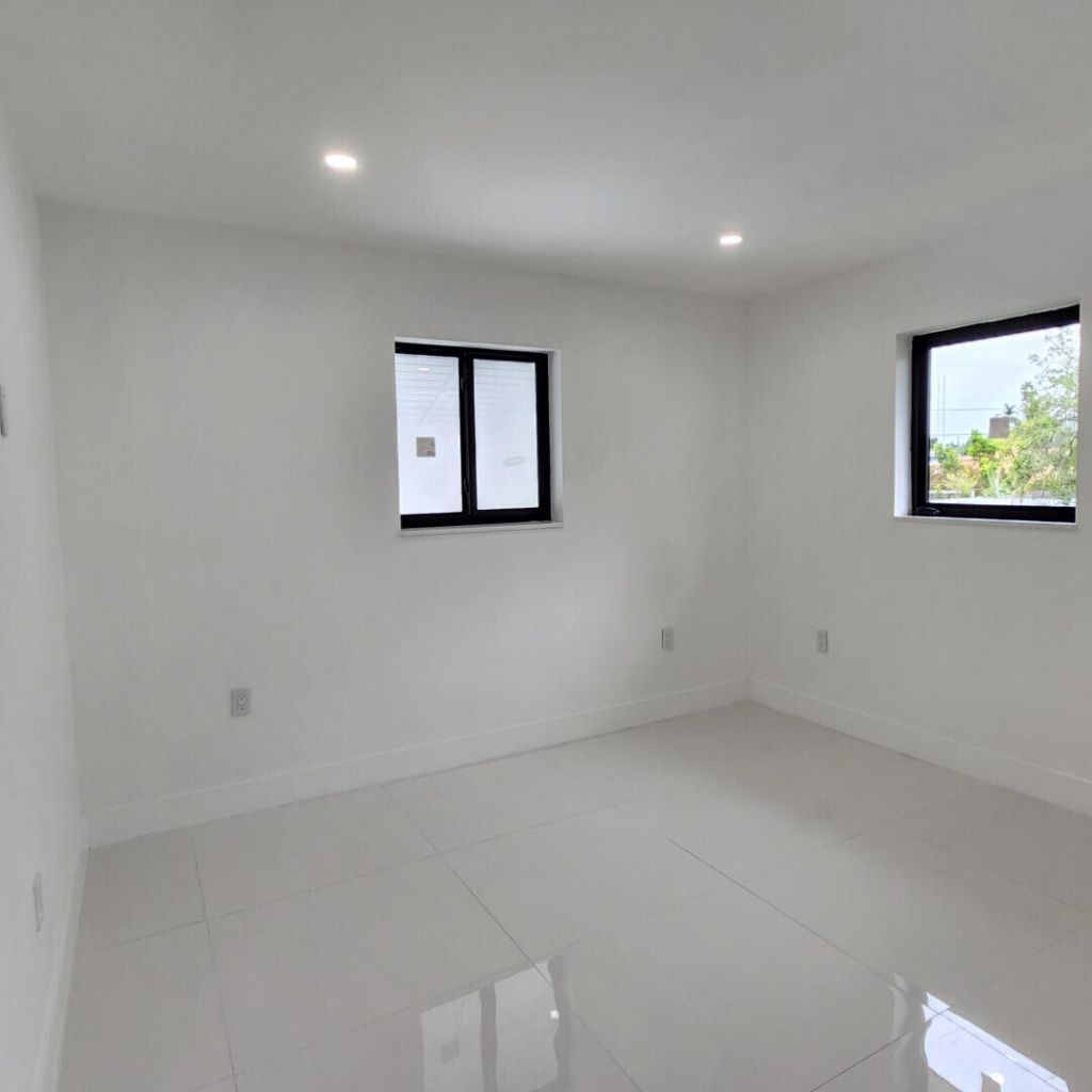 1275 NE 200th Terrace, Miami, FL 33179 Photo